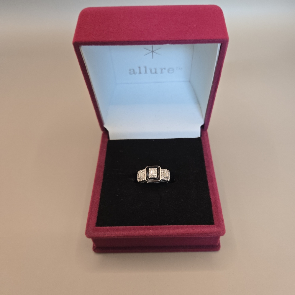 Limited Time Women's Sterling Silver and Black Ring - Picture 1 of 3